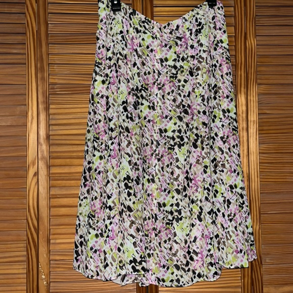 Liz Claiborne Floral Skirt‎ 12 Petite